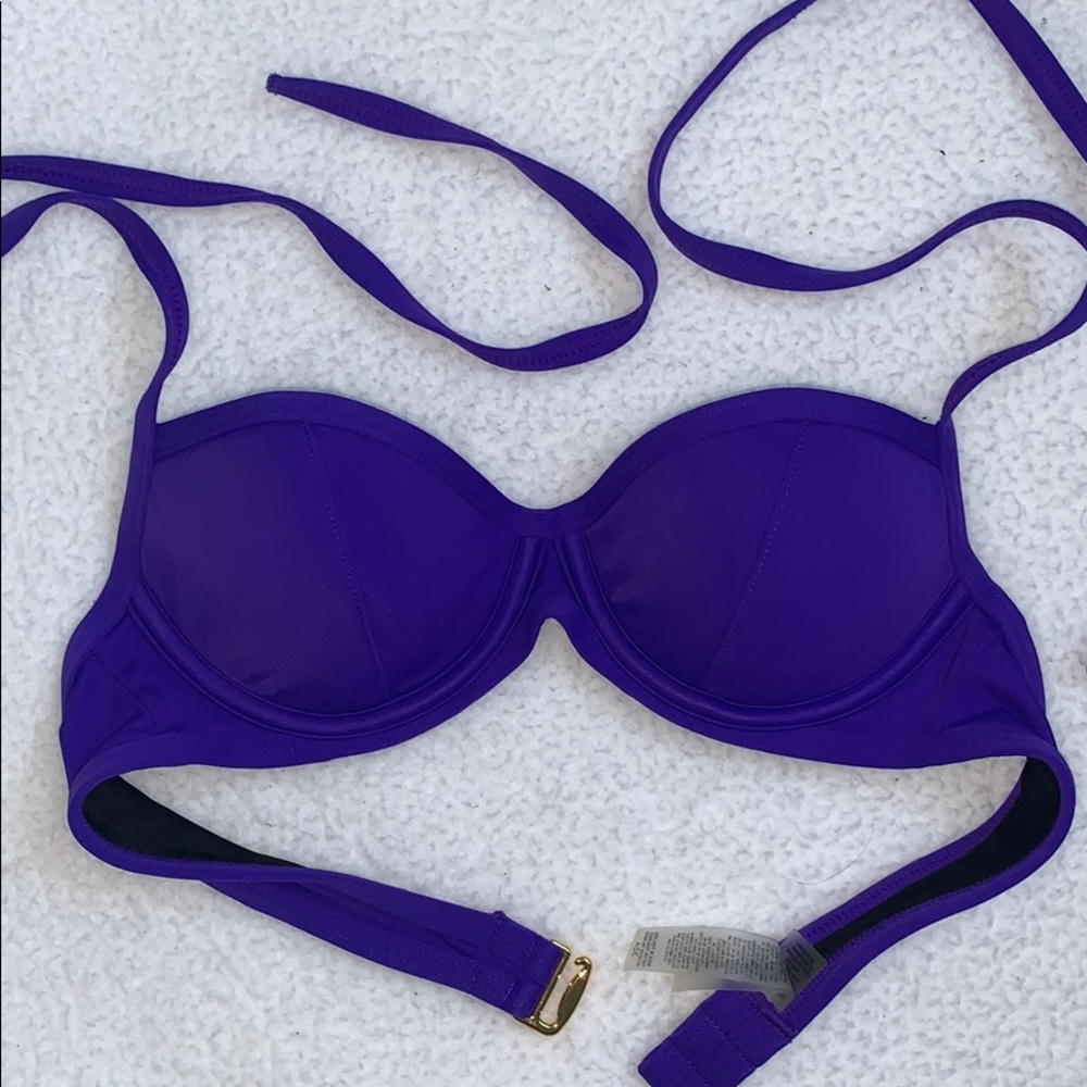 Victoria’s Secret bikini top